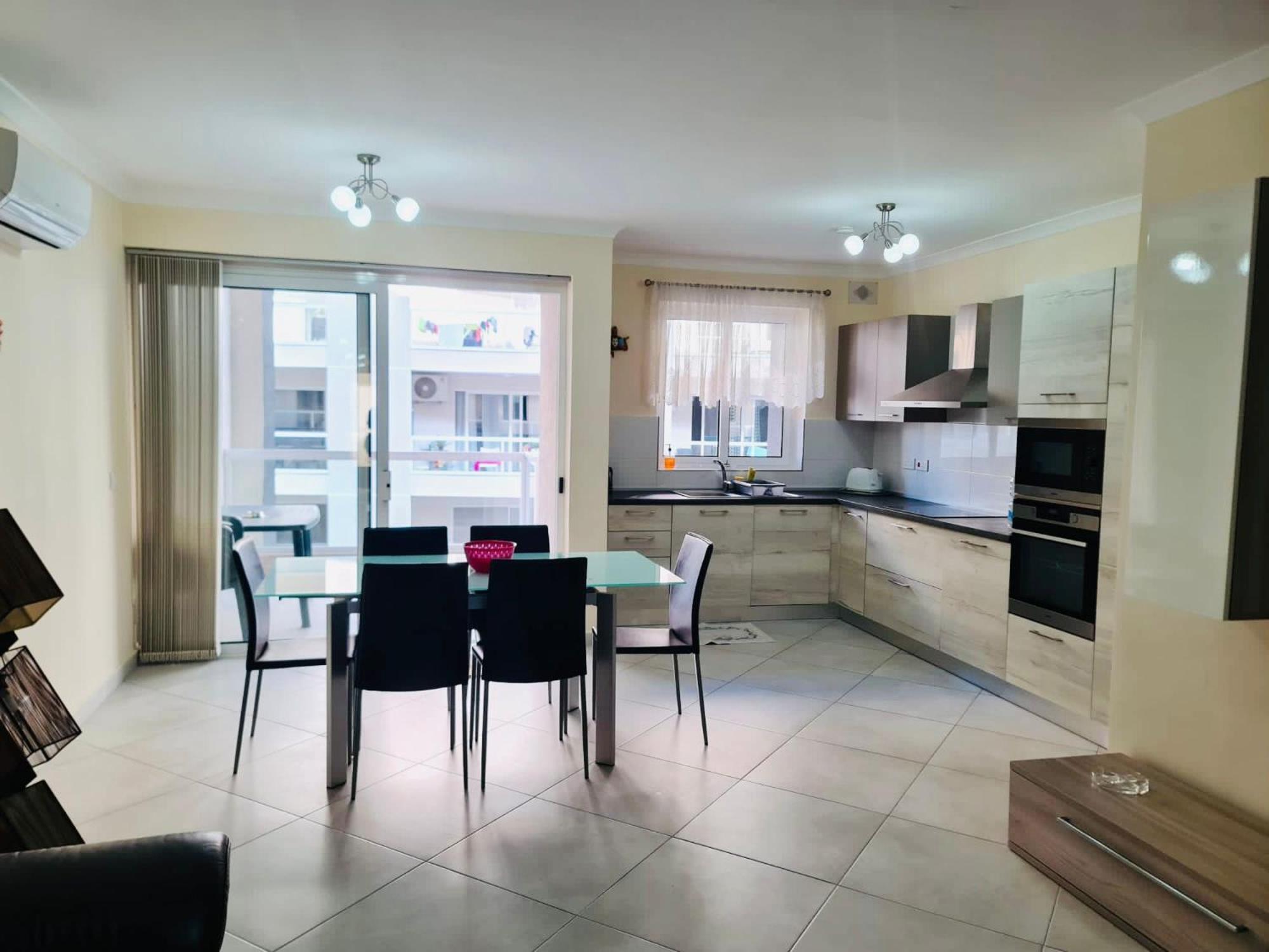 Mela Apartment 1 セント・ポールズ・ベイ エクステリア 写真